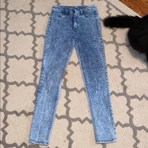 Acid-Wash AEO Sky-High Jeggings. Worn once!